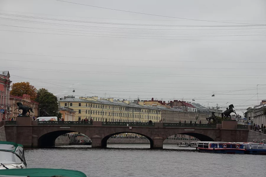 Аничков мост