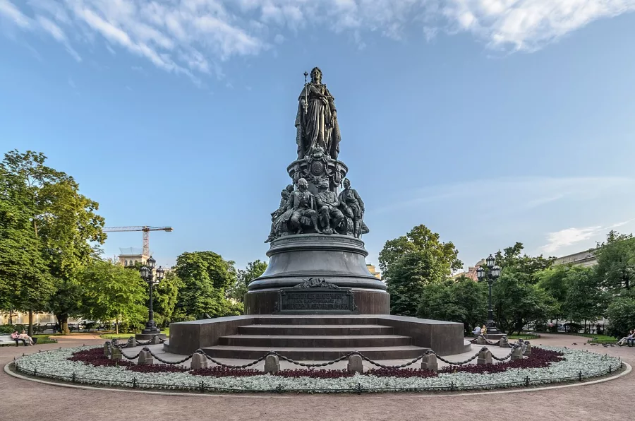 Памятник Екатерине II