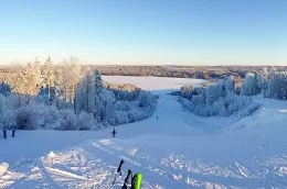 Красное озеро